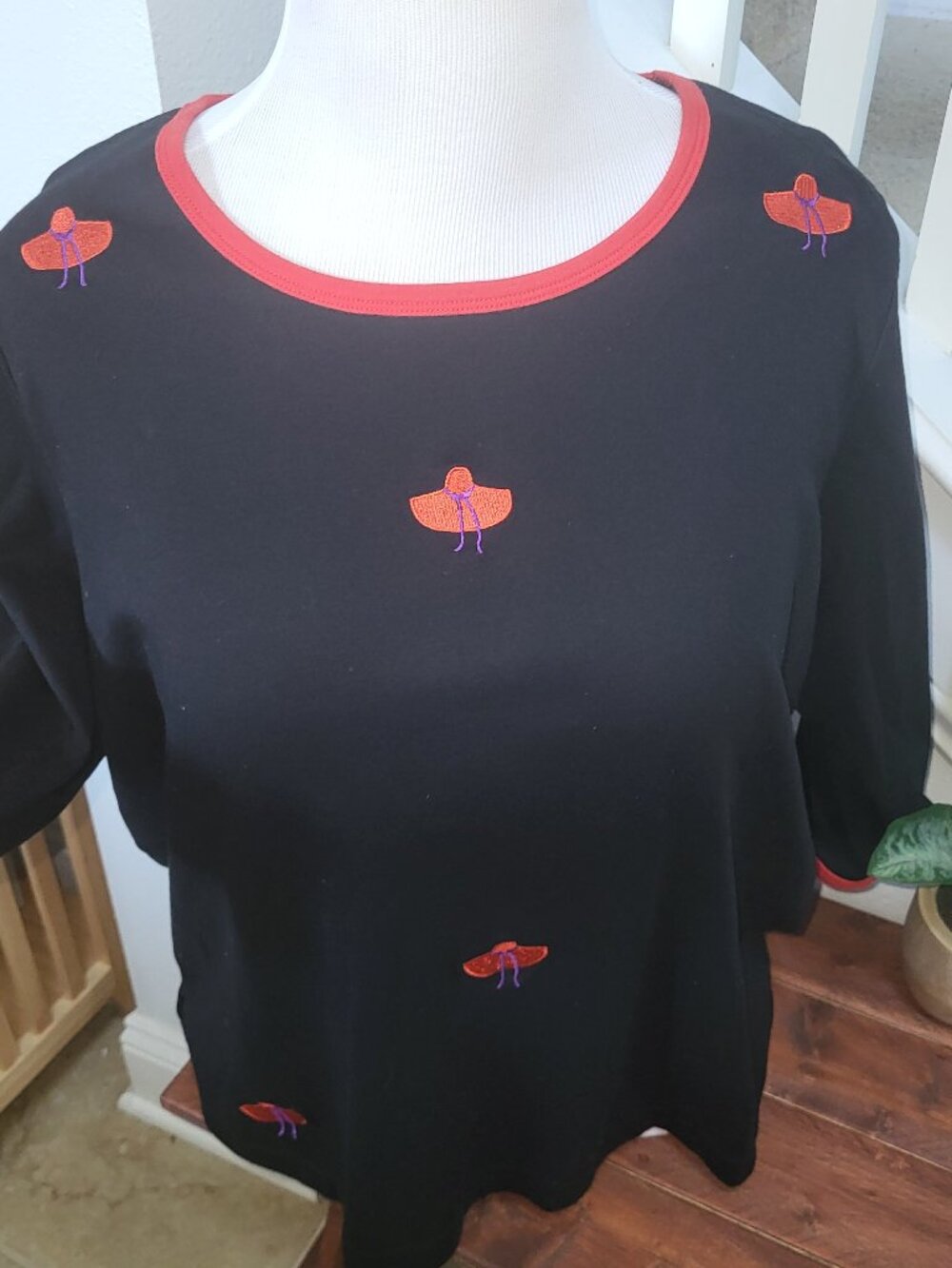 Vintage Embroidered 3/4  Sleeve Top Designers Original Studi 90s cotton blend 1X